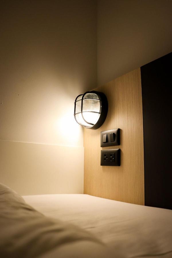 W2 Hostel Chiang Mai Luaran gambar